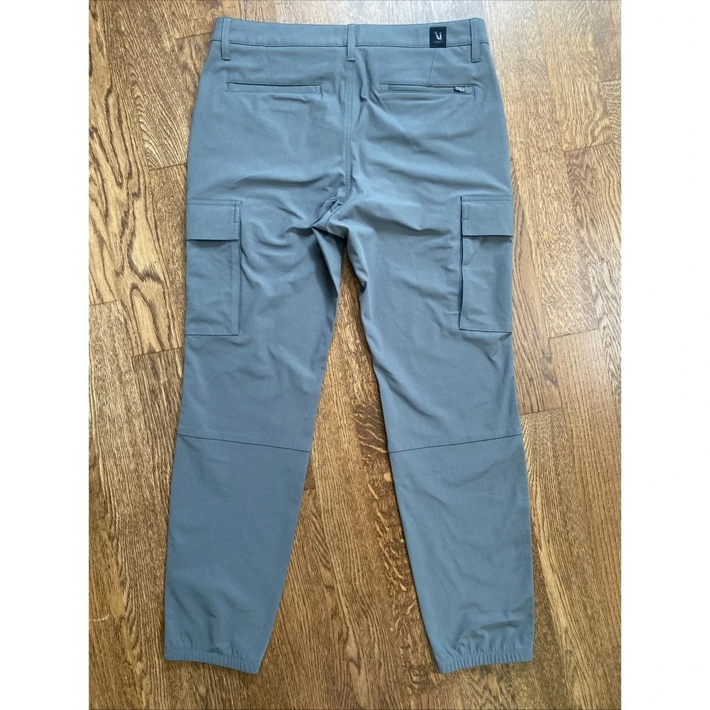 Vuori Pants Mens Meta Cargo Comfort Stretch V451 Grey 34x29 Ankle Work Capsule